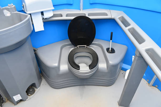 Best Portable toilet rental cost  in Moraine, OH